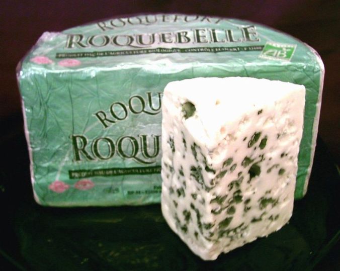 800px-Roquefort_cheese